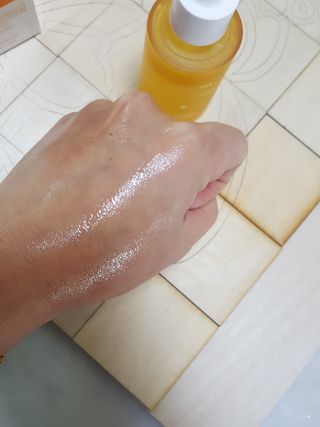 체르엠 스템앤셀 비타민 브라이트닝 에센스 30ml 1개 — 5점을 준 리뷰어가 2021년 10월 올린 사용 사진