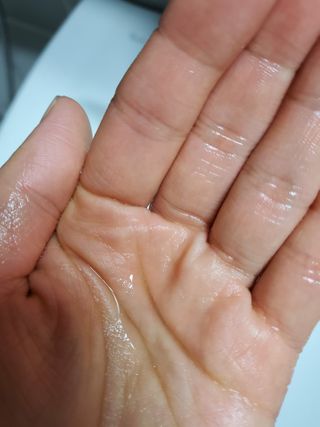 화이트리 비움 약산성 클렌징젤 ,마일드 필링젤 세트 — 5점을 준 리뷰어가 2021년 2월 올린 사용 사진