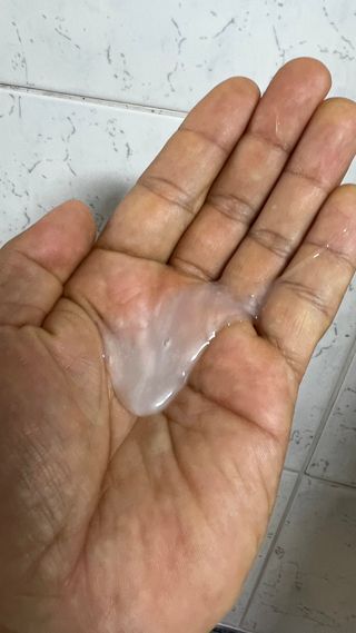 르핸스 퍼포밍 5 샴푸 비반트 포렛/베티버 포그 — 5점을 준 리뷰어가 2022년 12월 올린 사용 사진