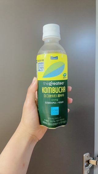 더그레잇티 콤부차 [매일유업] 더그레잇티 44kcal 콤부차 300ml *12개입 (오리지널 6개+베리리치 6개) — 5점을 준 리뷰어가 2023년 7월 올린 사용 사진