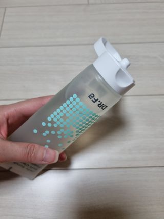 닥터에프파이브 젤리스크럽 소프트 클렌징폼 120ml — 4.5점을 준 리뷰어가 2022년 6월 올린 사용 사진