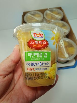 돌 MF[Dole] 파인애플컵/망고컵/복숭아컵 198g 6입X1박스 (맛 1가지 랜덤 발송) — 5점을 준 리뷰어가 2024년 5월 올린 사용 사진