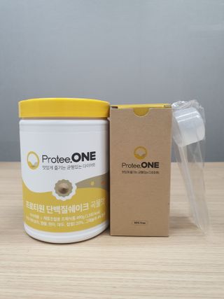 프로티원 단백질쉐이크 곡물맛 2주분 1통+보틀 — 5점을 준 리뷰어가 2021년 3월 올린 사용 사진