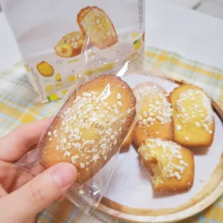 [메종콜리브리] 프랑스 마들렌 메종콜리브리 레몬 마들렌 2팩 — 5점을 준 리뷰어가 2022년 3월 올린 사용 사진
