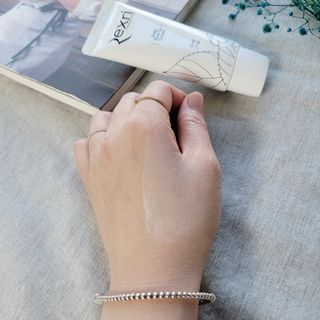 렉스리 데일리 톤업 크림 Rexri Daily Tone Up Cream — 5점을 준 리뷰어가 2022년 9월 올린 사용 사진