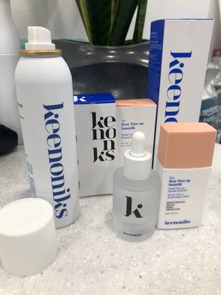 키노닉스 3종 세트 [펀더멘탈앰플 + 로지톤업선밀크 + 블루밍세럼인미스트] — 5점을 준 리뷰어가 2022년 3월 올린 사용 사진