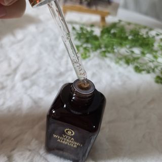 소담스퀘어 상암 솔포그 비타민 화이트닝 앰플 50ml 안티에이징 항산화 가미 잡티 트러블 세라마이드 — 5점을 준 리뷰어가 2022년 11월 올린 사용 사진