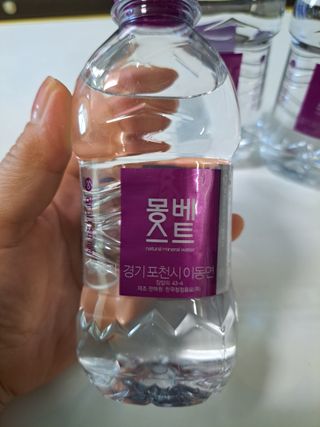 몽베스트 [MONTBEST] 330mL 20병 — 5점을 준 리뷰어가 2023년 7월 올린 사용 사진
