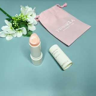 트윙클라 안티링클 샤이닝 멀티밤 — 5점을 준 리뷰어가 2022년 7월 올린 사용 사진