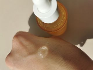 체르엠 스템앤셀 비타민 브라이트닝 에센스 30ml 1개 — 5점을 준 리뷰어가 2021년 11월 올린 사용 사진