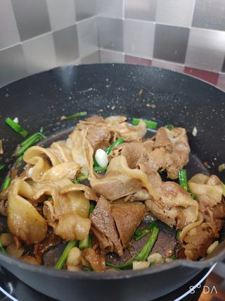[앤더미트] 더 불맛 북성로 연탄불고기 반반 세트(간장맛 150g,매콤한 맛 150g) — 5점을 준 리뷰어가 2022년 4월 올린 사용 사진