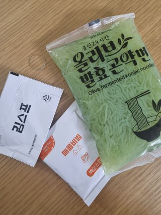 클린24시간 올리브 발효곤약면 찰비빔면 1세트-(3봉) — 4.5점을 준 리뷰어가 2023년 12월 올린 사용 사진