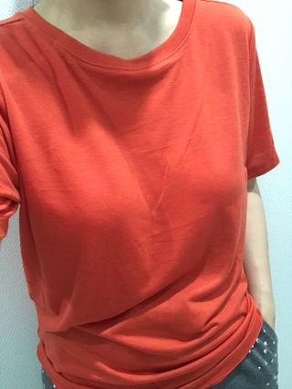 아르보노브라 아르보노 10color 데일리 반팔 노브라티 — 5점을 준 리뷰어가 2022년 5월 올린 사용 사진