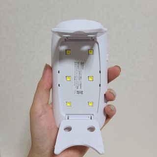 데싱디바 글레이즈 젤네일 포일 이펙트 네일_4종 중 택 1 — 5점을 준 리뷰어가 2021년 9월 올린 사용 사진