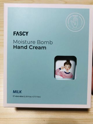 파시 FASCY 高保湿ハンドクリーム40ml+80ml セット — 4점을 준 리뷰어가 2021년 7월 올린 사용 사진