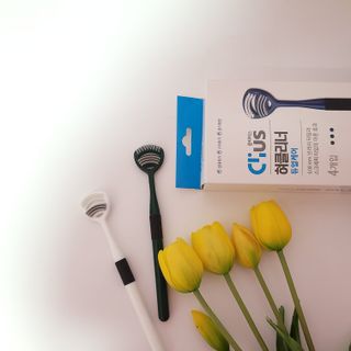 크리오 클리어스 혀백태제거 구취관리 혀클리너 — 5점을 준 리뷰어가 2021년 3월 올린 사용 사진
