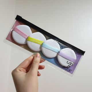 [툴앤썸] 메이크업 브러시로 바르고 호빵 스펀지로 클렌징하는 A-Z 뷰티툴 5종 — 5점을 준 리뷰어가 2021년 2월 올린 사용 사진