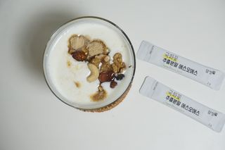 체인미 국화꽃 추출분말 에스오에스 곡류효소 과일채소 17종 혼합 분말 스틱 — 5점을 준 리뷰어가 2021년 12월 올린 사용 사진