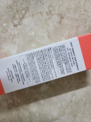 썸헤어 / SUMHAIR 썸헤어 실키 테라피 헤어 에센스 — 4점을 준 리뷰어가 2021년 4월 올린 사용 사진