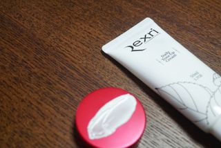 렉스리 데일리 톤업 크림 Rexri Daily Tone Up Cream — 5점을 준 리뷰어가 2022년 8월 올린 사용 사진