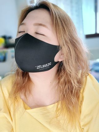 JHWORLD 스누피 마스크 정품 스누피 에어로실버 국산 빨아쓰는 3D 패션마스크 1매입 — 3.5점을 준 리뷰어가 2021년 9월 올린 사용 사진