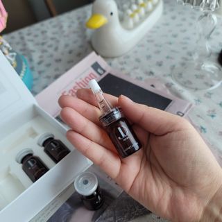 제이앤디바이오 앙코르 블랑 브라이트닝 앰플 — 5점을 준 리뷰어가 2022년 2월 올린 사용 사진