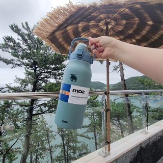 모즈스웨덴 MOZ 스웨덴 316 스텐 대용량 원터치 손잡이 보냉보온병 — 5점을 준 리뷰어가 2023년 8월 올린 사용 사진