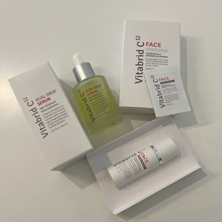 Free [비타브리드]피부를 위한 비타민C 조합! 비타브리드C12 듀얼 드롭 세럼&페이스 브라이트닝+ — 5점을 준 리뷰어가 2023년 10월 올린 사용 사진