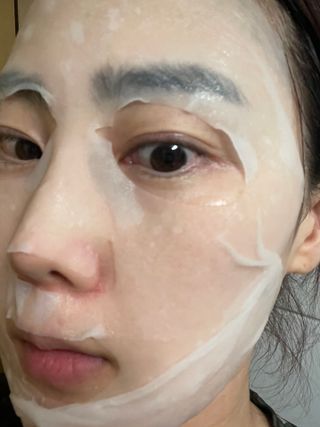 태그스킨 4스텝 주름개선 피부미백 영양 마스크팩 3개 세트(최신버전) — 5점을 준 리뷰어가 2022년 7월 올린 사용 사진