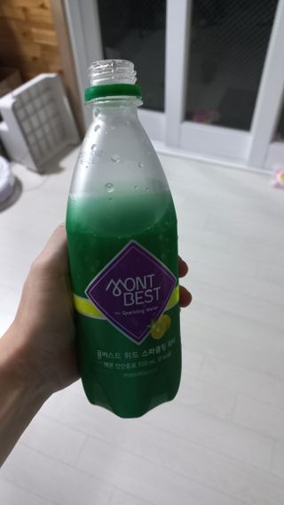 몽베스트 Montbest with Sparkling water Lemon OR Lime 20병(랜덤) — 5점을 준 리뷰어가 2022년 5월 올린 사용 사진