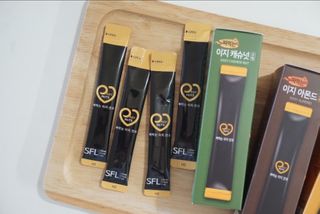 짜먹는 이지견과 짜먹는 이지아몬드, 짜먹는 이지허니피넛, 짜먹는 이지캐슈넛 각 10g X  10포 — 5점을 준 리뷰어가 2021년 3월 올린 사용 사진