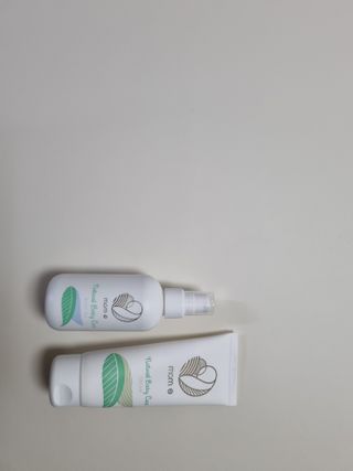 mom e 맘이 내추럴 베이비 케어 크림+바디오일 — 5점을 준 리뷰어가 2021년 1월 올린 사용 사진