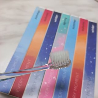 에브리모먼트 에브리 모먼트 칫솔 Every moment toothbrush — 5점을 준 리뷰어가 2022년 2월 올린 사용 사진