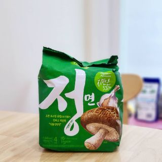 [풀무원] 자연은맛있다 정면, 백면, 홍면  세트 — 5점을 준 리뷰어가 2021년 4월 올린 사용 사진