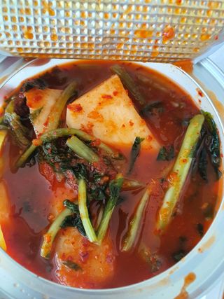 셰프애찬 알타리김치 총각김치 1kg — 5점을 준 리뷰어가 2022년 10월 올린 사용 사진
