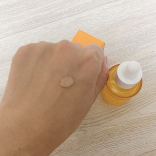 체르엠 스템앤셀 비타민 브라이트닝 에센스 30ml 1개 — 5점을 준 리뷰어가 2021년 8월 올린 사용 사진