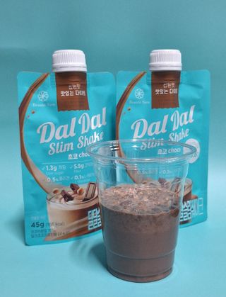 달달슬림쉐이크 [블로그]달달슬림 맛있는 단백질 쉐이크 파우치 다이어트 식사대용 프로틴 파우더 보충제 — 4.5점을 준 리뷰어가 2025년 8월 올린 사용 사진