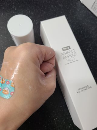 리생 [Re생] 퍼팩트 앰플 이중 기능성 미스트 100ml  피부미백 주름개선 = 총 2개 200ml 증정 — 5점을 준 리뷰어가 2021년 9월 올린 사용 사진