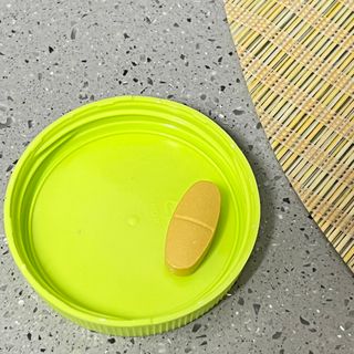 Swisse 스위스 고함량 밀크씨슬 35,000mg 60정 — 5점을 준 리뷰어가 2021년 11월 올린 사용 사진