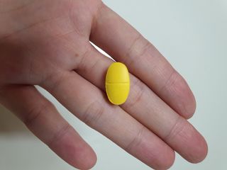서울약사신협_내몸애발란스멀티비타민앤미네랄파워업_800mg x 90정 — 5점을 준 리뷰어가 2021년 8월 올린 사용 사진