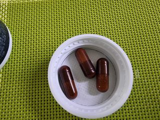프리마인 홍삼의 강력한 에너지, 이제는 흡수율을 높인 최첨단 캡슐로 간편하게 초고속 충전하세요. — 5점을 준 리뷰어가 2022년 8월 올린 사용 사진