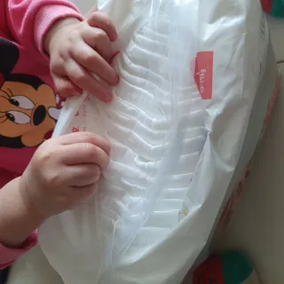 쿠잉 에어드라이  풀커버 밴드기저귀 (S/M/L) 1팩 — 5점을 준 리뷰어가 2023년 1월 올린 사용 사진