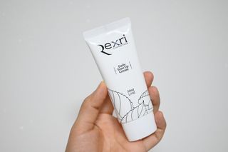 렉스리 데일리 톤업 크림 Rexri Daily Tone Up Cream — 5점을 준 리뷰어가 2022년 9월 올린 사용 사진