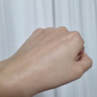 스킨큐어 산다화 비타민c 화이트닝 에센스 30ml — 5점을 준 리뷰어가 2023년 9월 올린 사용 사진