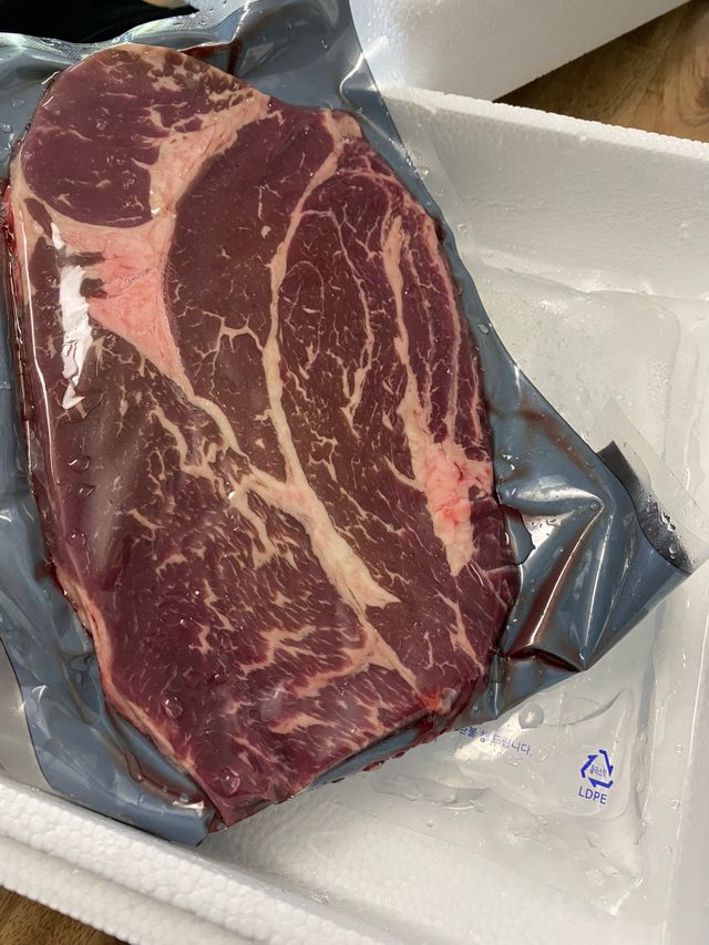 찐신선 냉장 프라임 목등심 300g 리뷰 사진