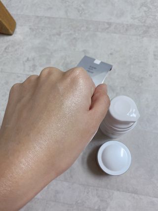 더말로지카 슈퍼 리치 리페어 — 5점을 준 리뷰어가 2020년 12월 올린 사용 사진