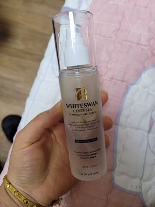 오투에니원 화이트스완 센텔라 루미너스 미스트 세럼 100ml — 5점을 준 리뷰어가 2023년 1월 올린 사용 사진