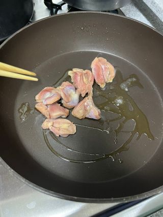 화끈한녀석들 새오똥400g 새우,오징어,똥집 볶음요리 소스,밀떡, 참기름 포함 — 5점을 준 리뷰어가 2022년 12월 올린 사용 사진