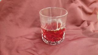 마시다 매혹적인 붉은 빛이 입안 가득히, 비트루트차 — 5점을 준 리뷰어가 2021년 3월 올린 사용 사진