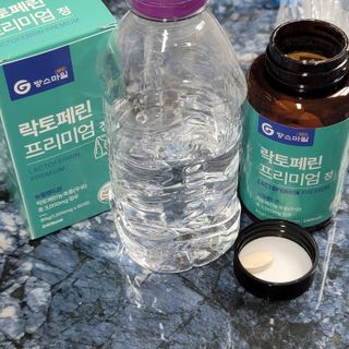 짱스마일 락토페린 프리미엄 정 1000ml x 60정 — 5점을 준 리뷰어가 2022년 12월 올린 사용 사진